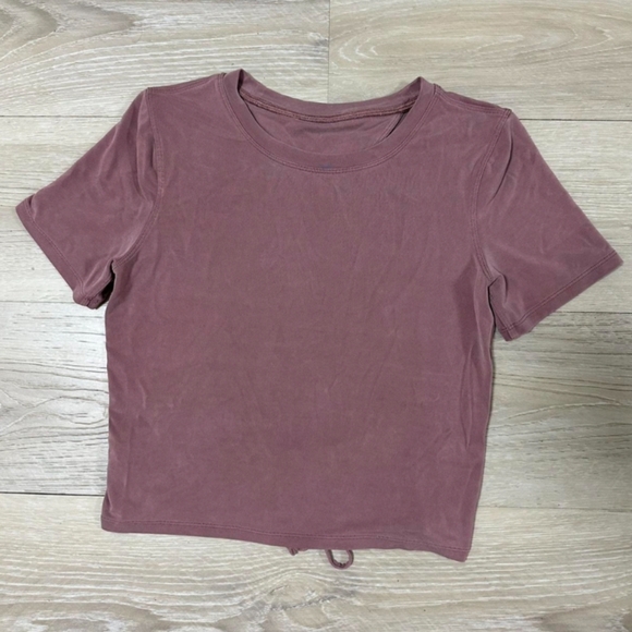 Lululemon Mauve Open Back T-shirt - Picture 1 of 5